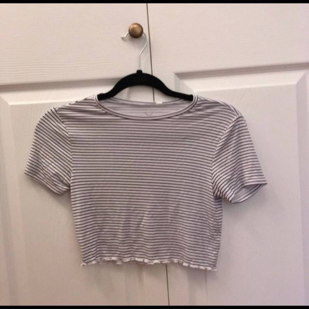 Pacsun cropped black/white striped top